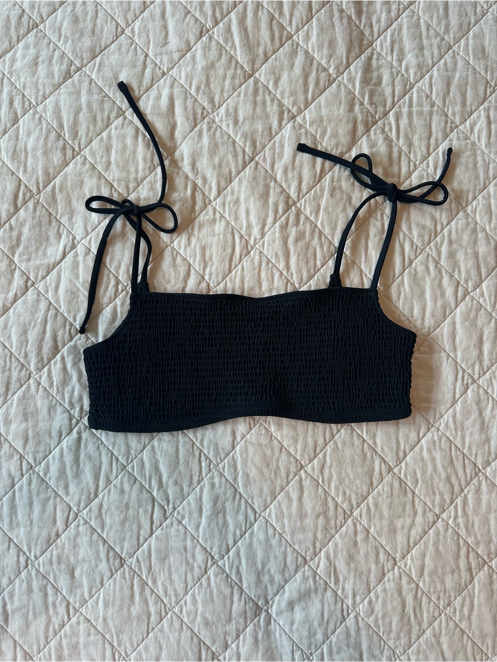Abercrombie & Fitch Black Smocked Tie-Strap Women's Crop Top